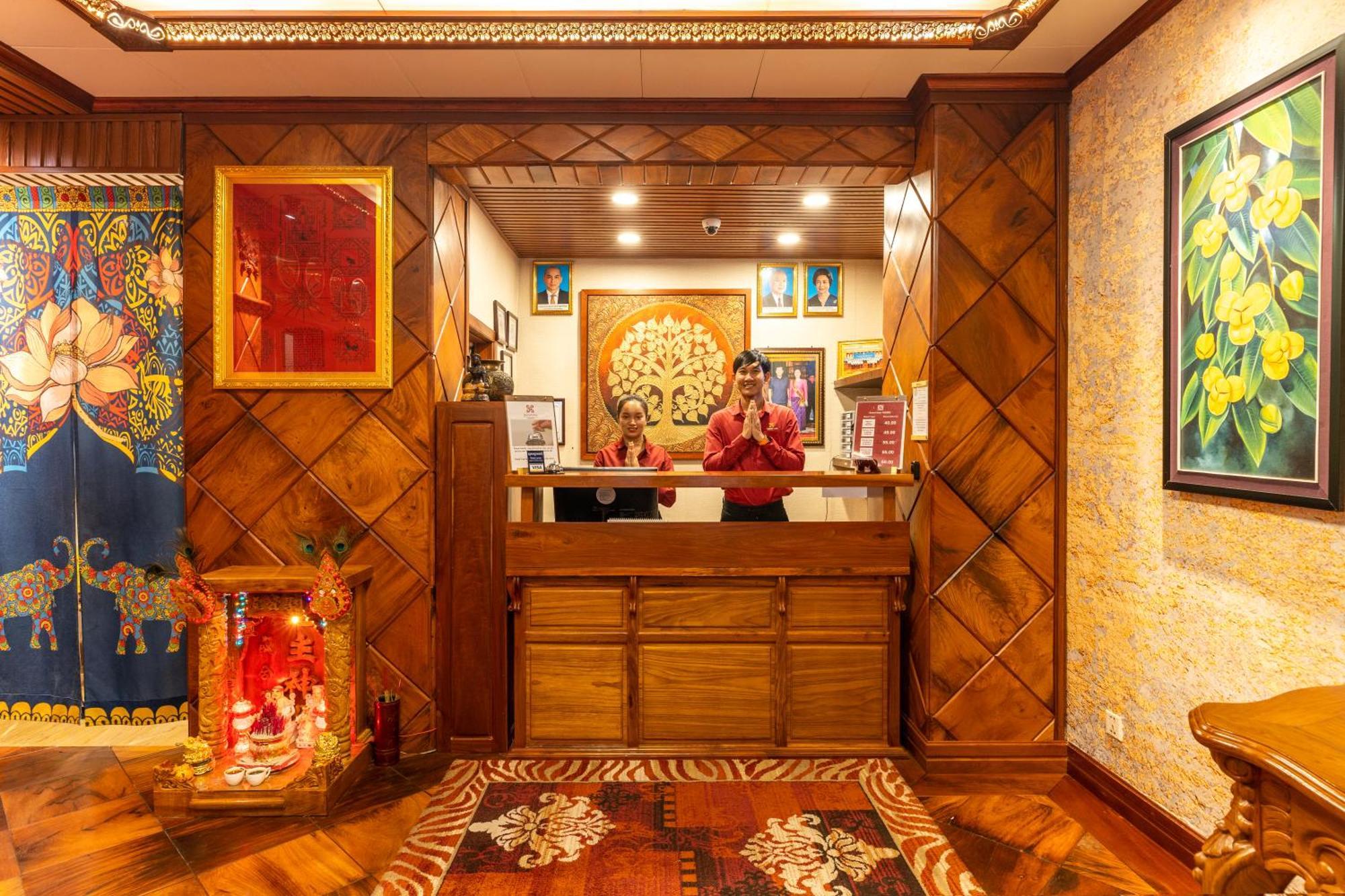 Phuminh Hotel Riverside Phnom Penh Ngoại thất bức ảnh