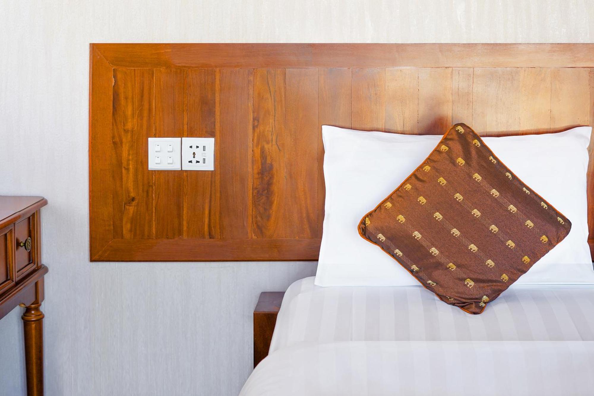 Phuminh Hotel Riverside Phnom Penh Ngoại thất bức ảnh