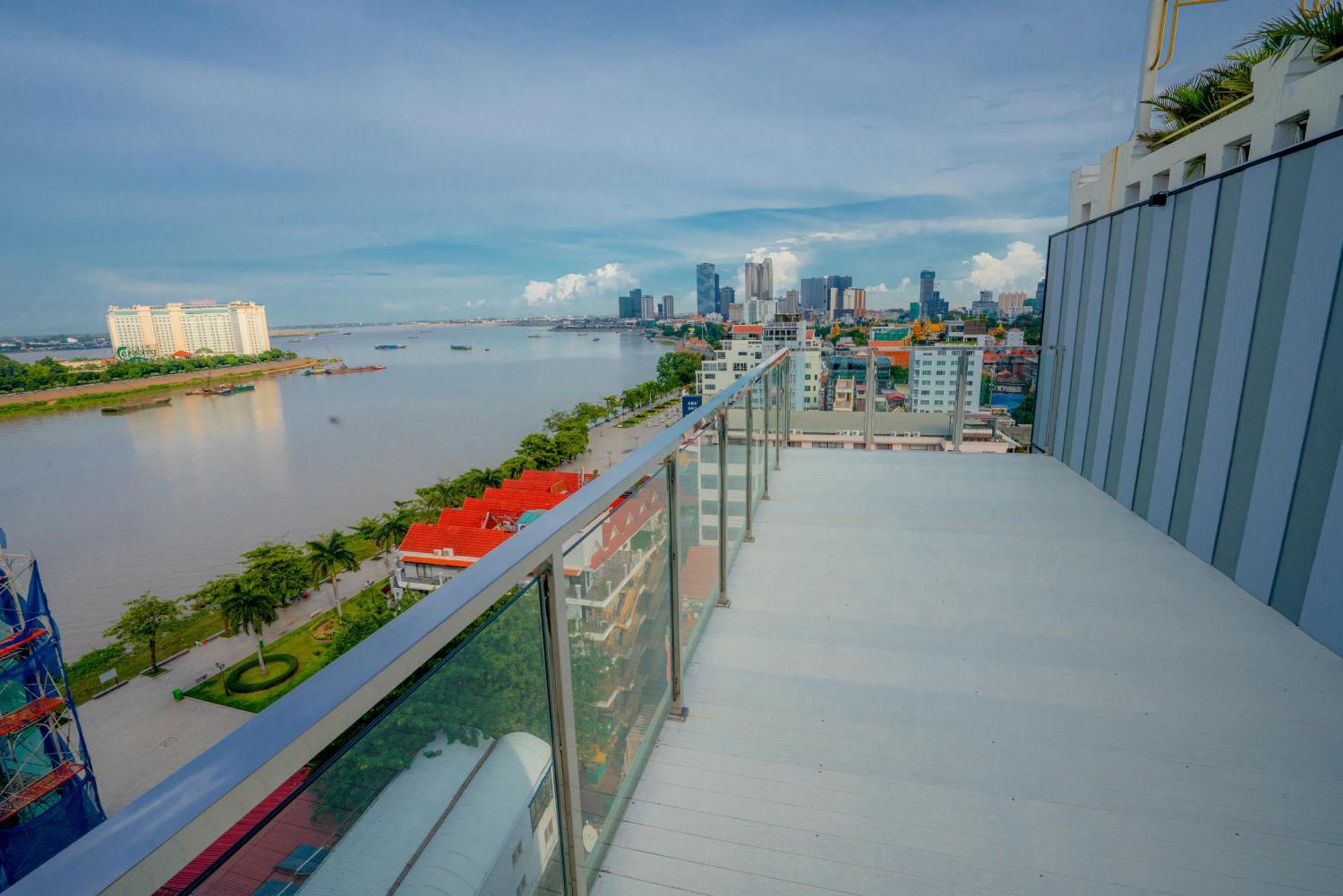 Phuminh Hotel Riverside Phnom Penh Ngoại thất bức ảnh