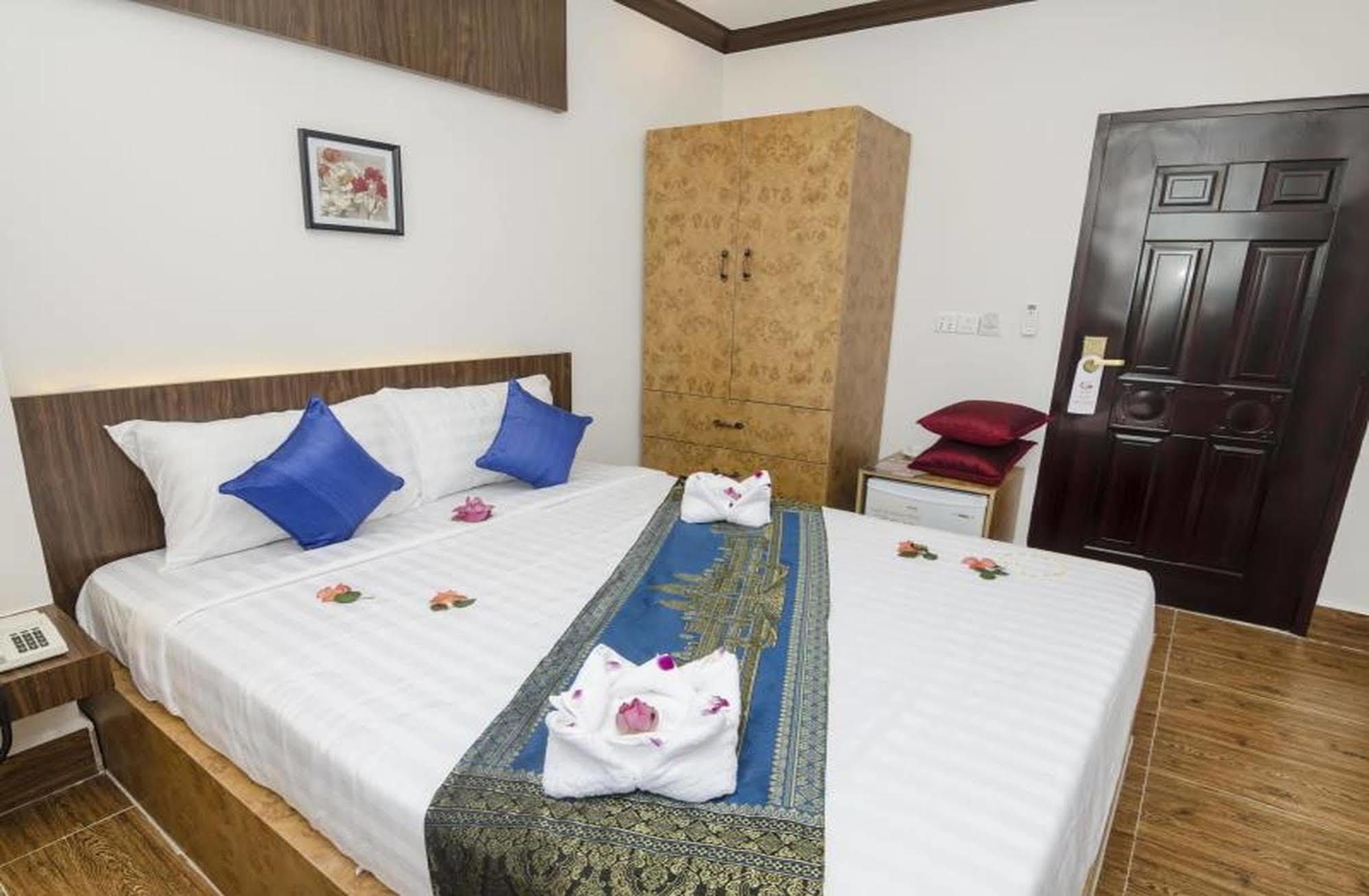 Phuminh Hotel Riverside Phnom Penh Ngoại thất bức ảnh