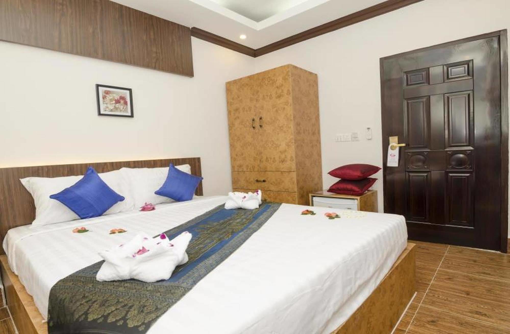 Phuminh Hotel Riverside Phnom Penh Ngoại thất bức ảnh